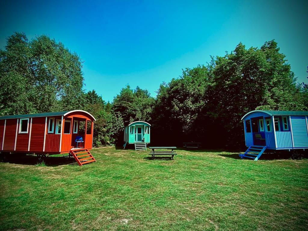 Pipowagens Bij Pannenkoekenrestaurant & Camping De Koppenjan 'Een Uniek Verblijf Met Kinderspeelboerderij' Jubbega-Schurega Bagian luar foto