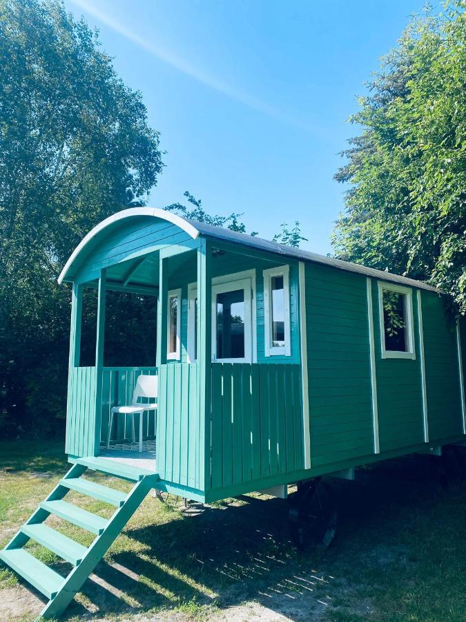 Pipowagens Bij Pannenkoekenrestaurant & Camping De Koppenjan 'Een Uniek Verblijf Met Kinderspeelboerderij' Jubbega-Schurega Bagian luar foto